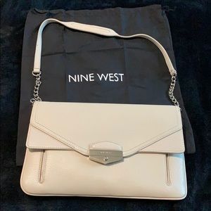 🛑SOLD 🛑Nine West Purse✨